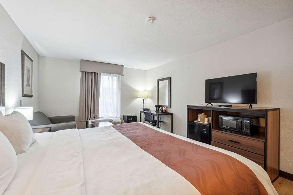 Quality Inn & Suites Доусонвилл Номер фото