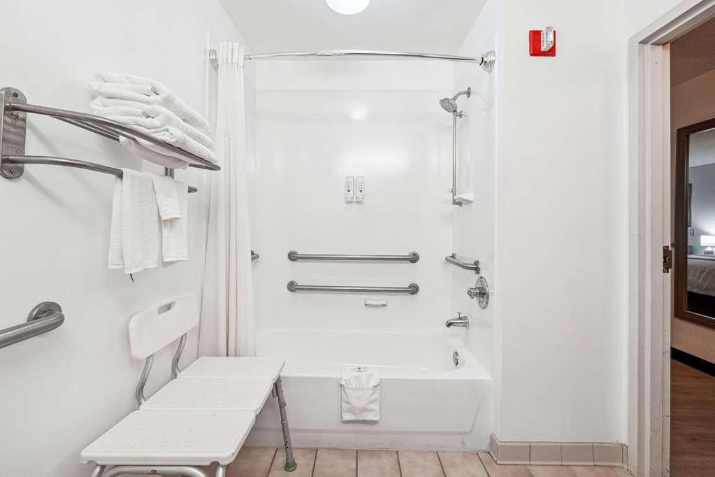 Quality Inn & Suites Доусонвилл Номер фото